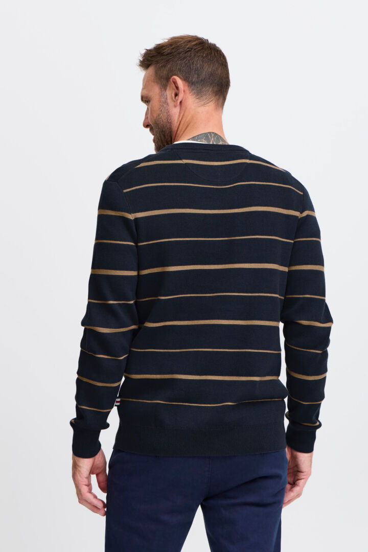 FQKYLE Reverse Stripe Crewneck