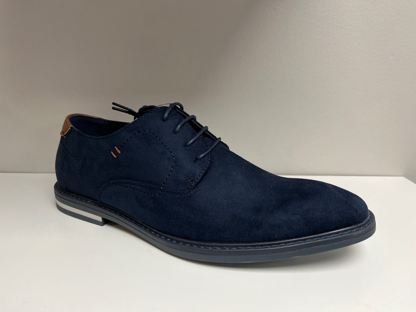 Cologne Suede Smart Shoe