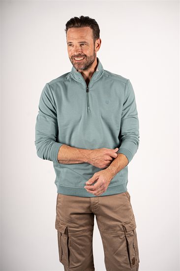 Trueman Half Zip Long Sleeve Sweatshirt