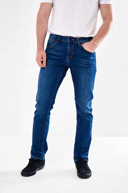 Archer Regular Fit Jeans
